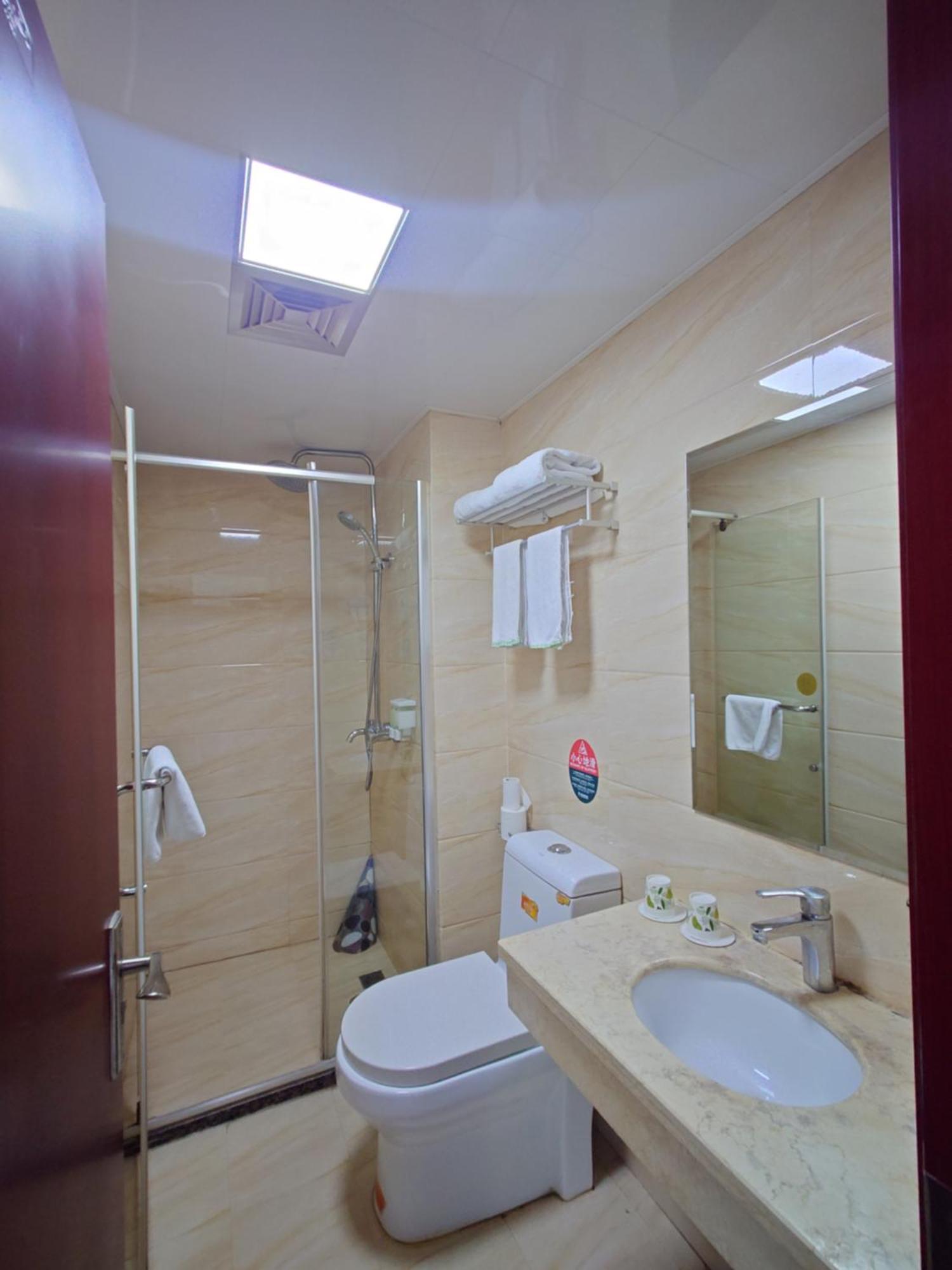 Hotel Greentree Shell Waigaoqiao Free Trade Zone North Subway Station Branch Shanghai